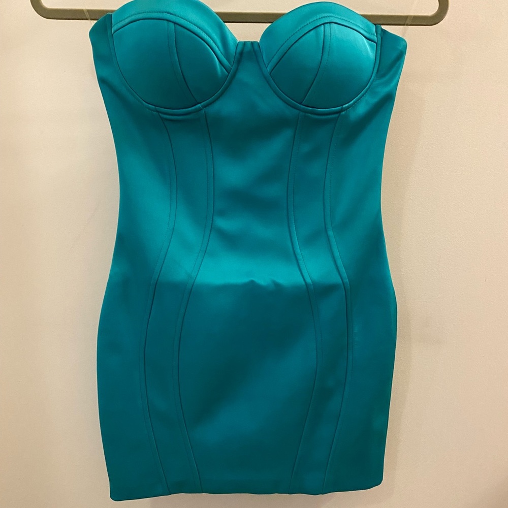 Turquoise Mini dress 
Stretchy Satin
